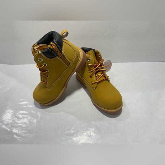 Wonder Nation Toddler boys Boots size 11 - Picture 3 of 7